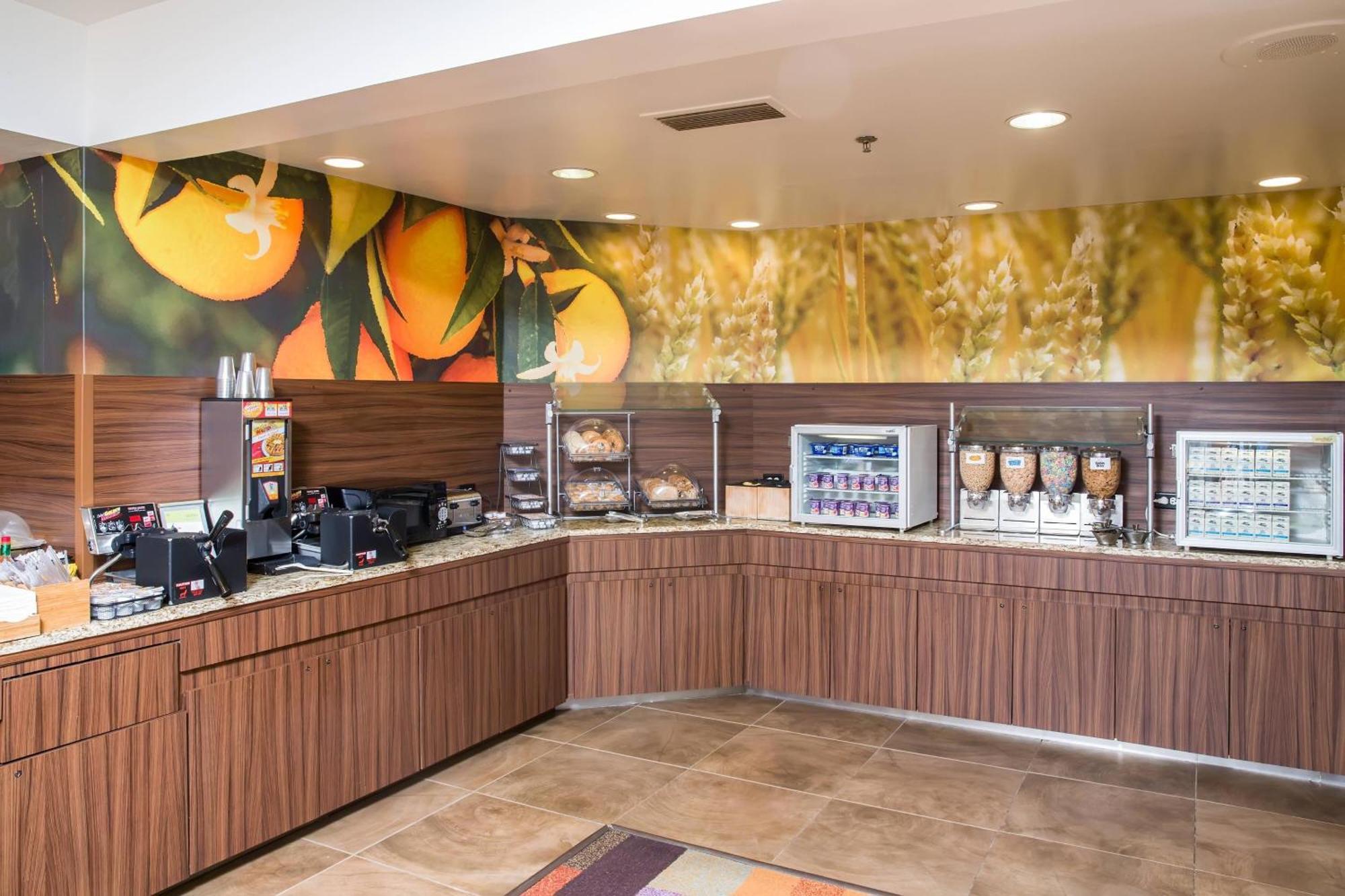 Fairfield Inn & Suites Jacksonville Airport Экстерьер фото